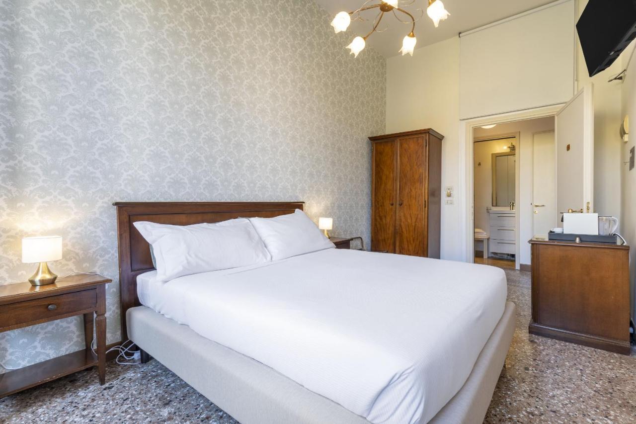 Residenza Centopietre - Dorsoduro By Wonderful Italy Veneza Exterior foto